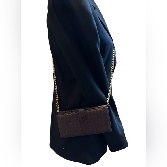 Bottaga Veneta Wallet with unbranded chain for crossbody | Very Good Condition - Picture 2 of 13